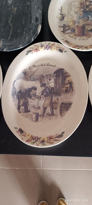 Travessas de loiça, metálica e de marmore