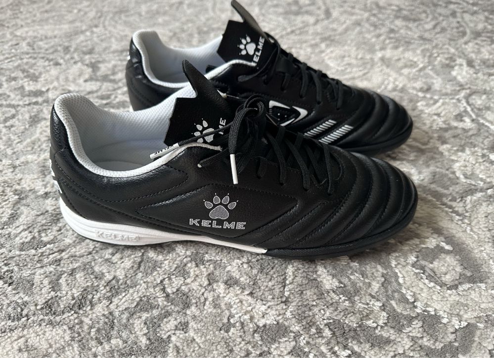 Сороконожки Kelme BASIC 42 роз.