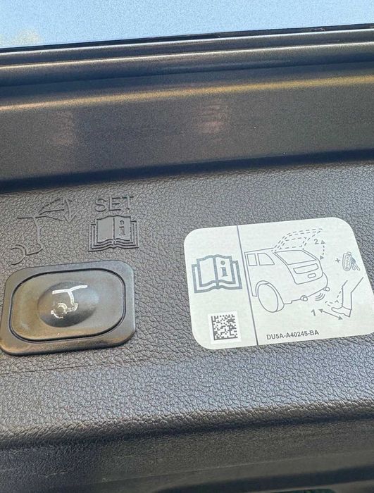 Ford Escape Titanium 2018 року