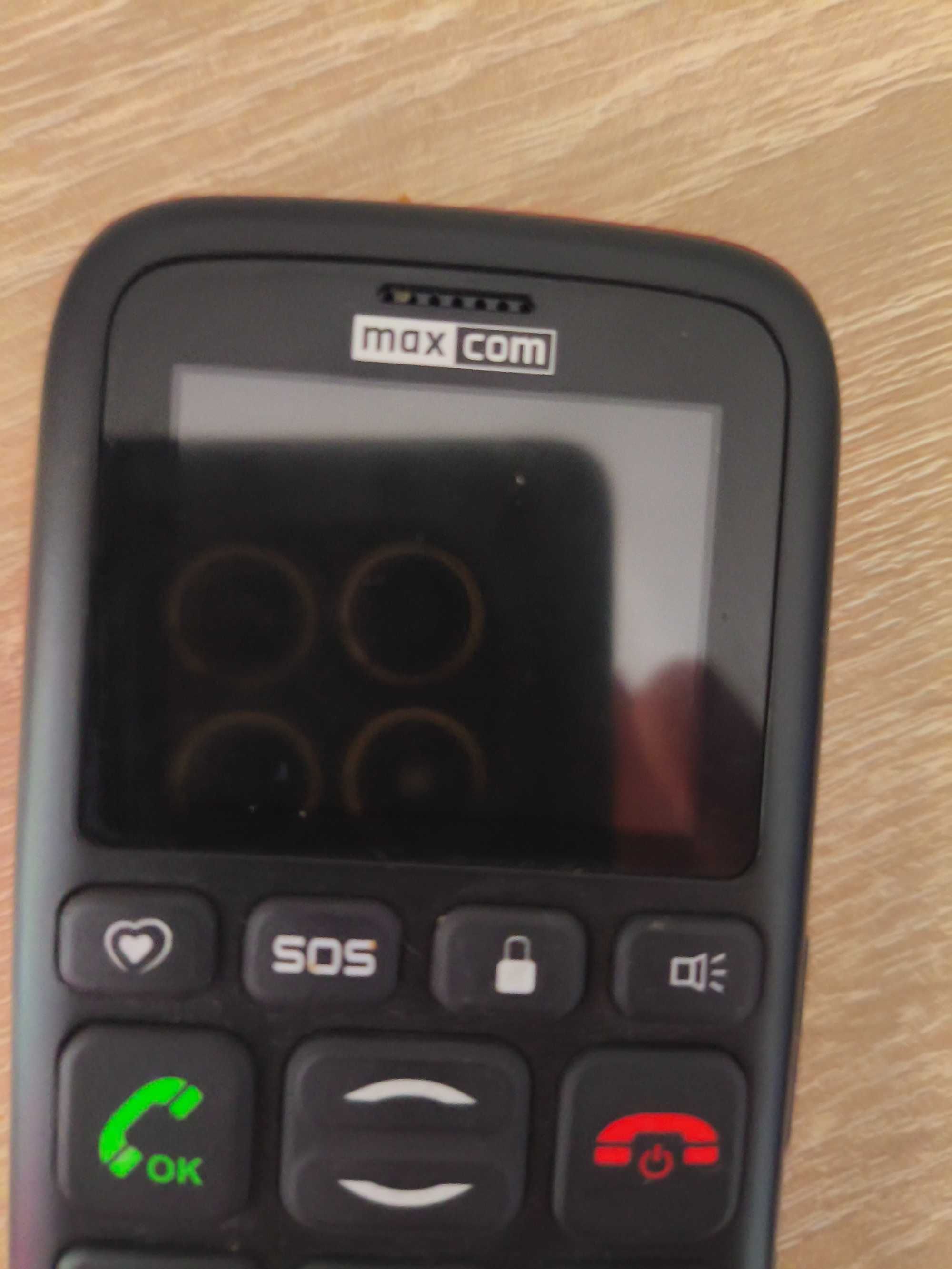 Telefon dla seniora Maxcom MM428BB