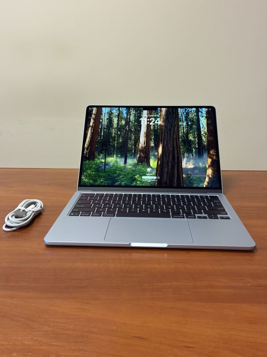 Apple MacBook Air 13" M4 Chip 256GB SSD 16GB Sky Blue MC6T4LL/A 2025