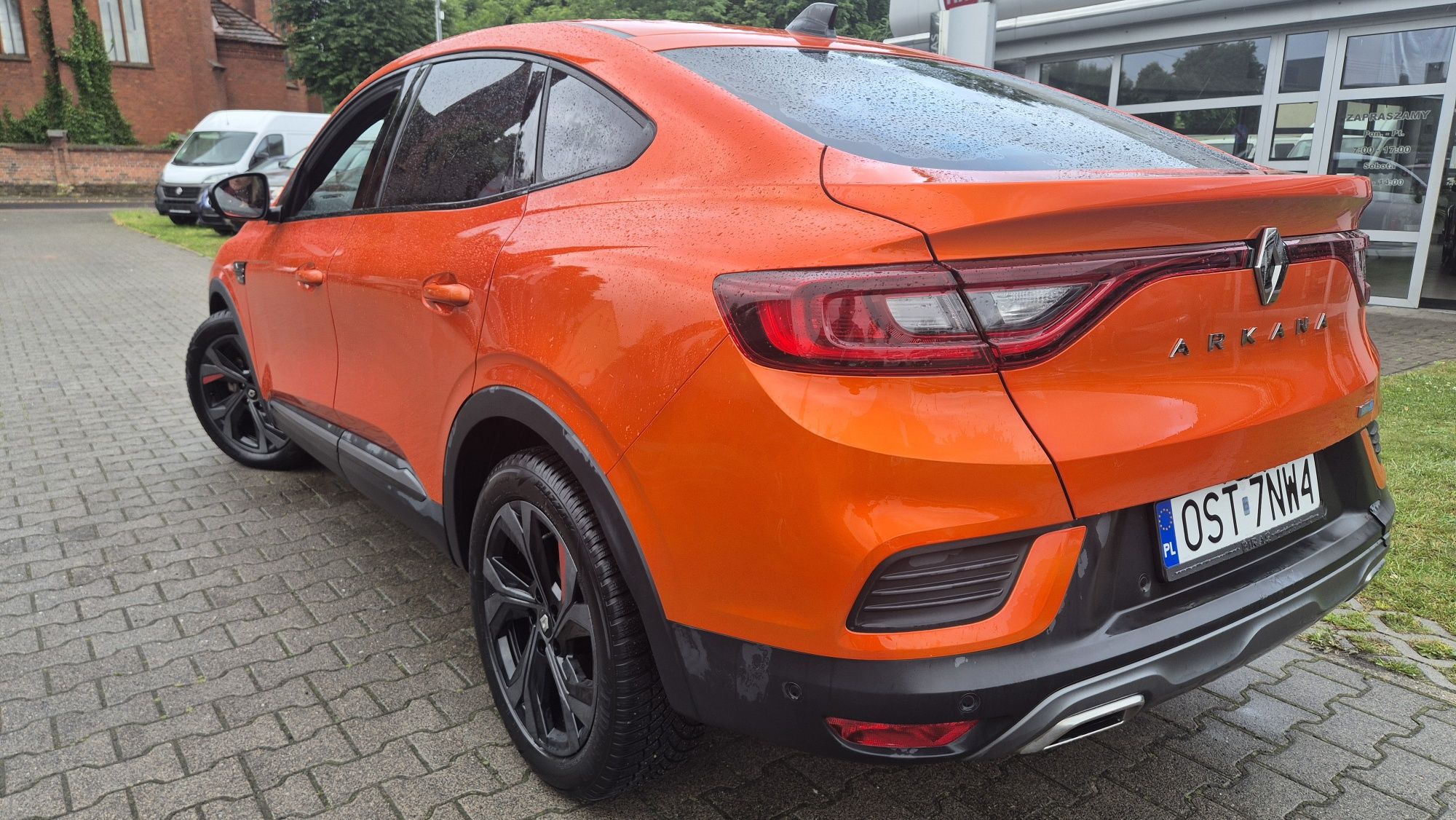 Renault Arkana 1.6  Panorama E-Tech RS Line samochód żony