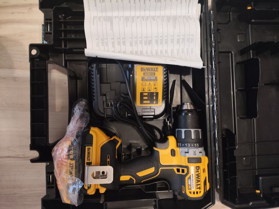 Wkrętarka DeWALT DCD791D2