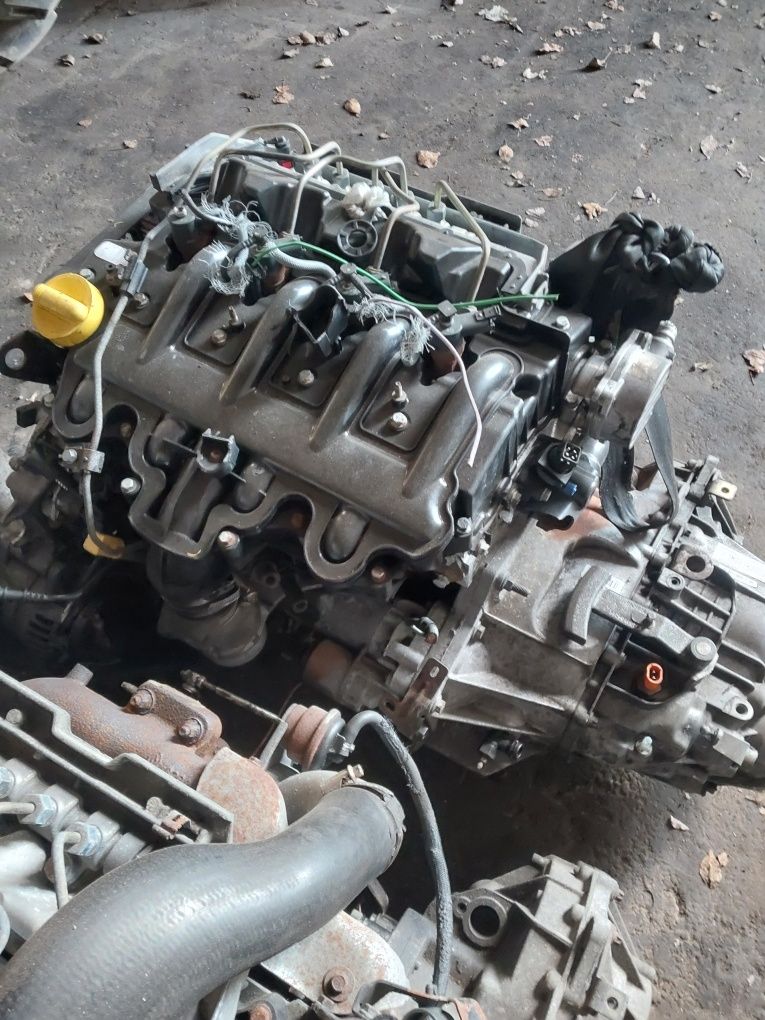 Двигун/Мотор G9U 2.5dci Renault Trafic/Master,Opel Vivaro/Nissan