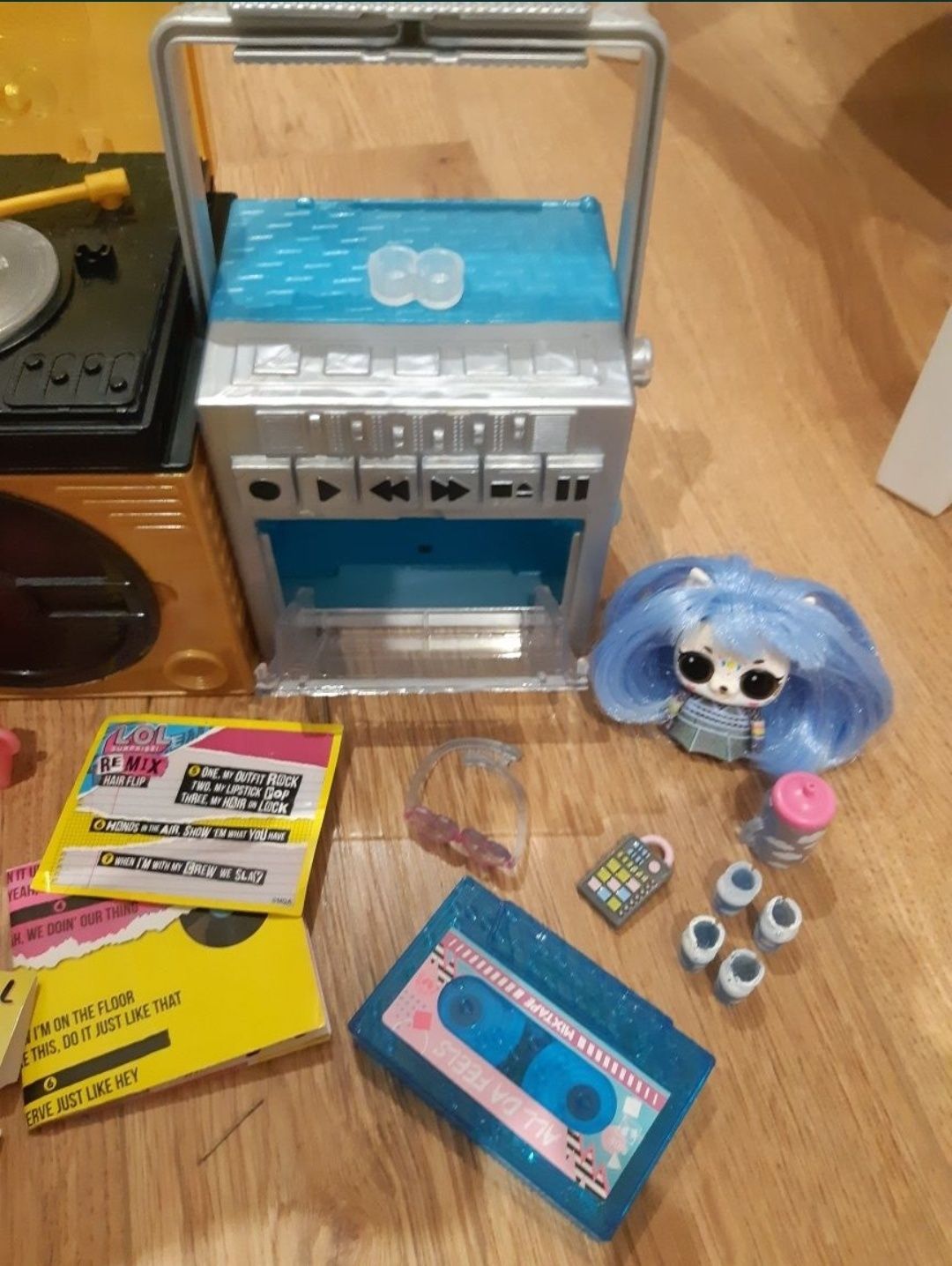 LOL SUPRISE MUZYCZNY Zestaw grający Remix Box Boombox