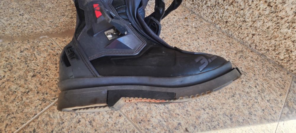 Leatt 3.5 hydradri botas enduro