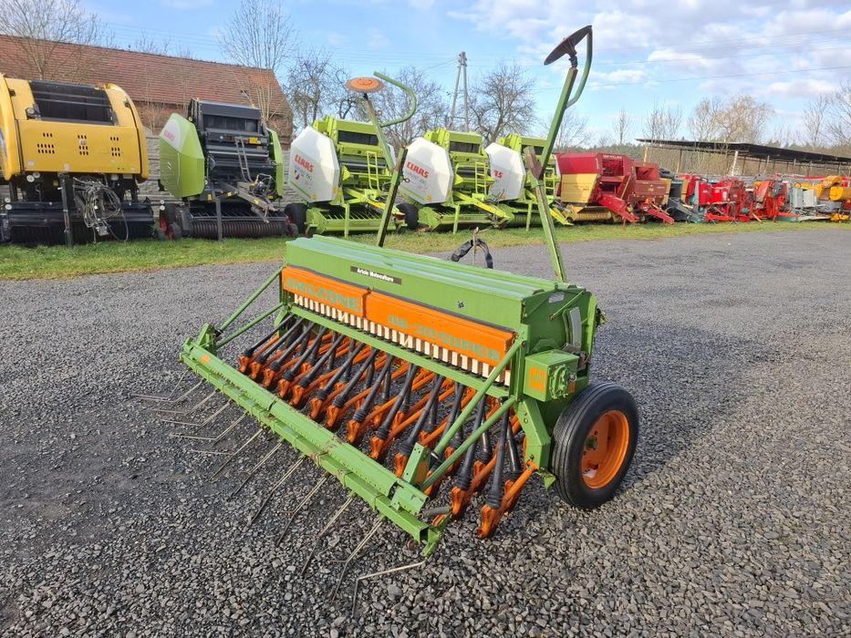 Siewnik Amazone D8 Super 30 BOGATE WYPOSAŻENIE