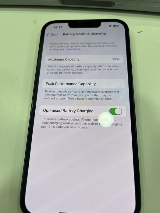 iPhone 13 128GB 89% battery
