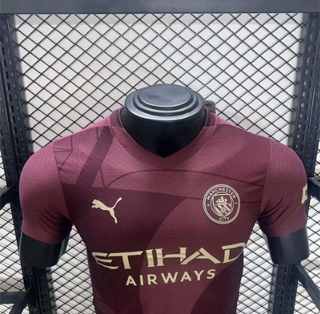 Manchester City, 24/25 Alternativo