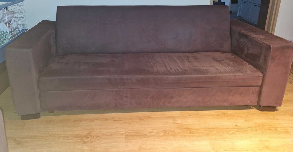 Kanapa rozkładana i dwa fotele brązowe