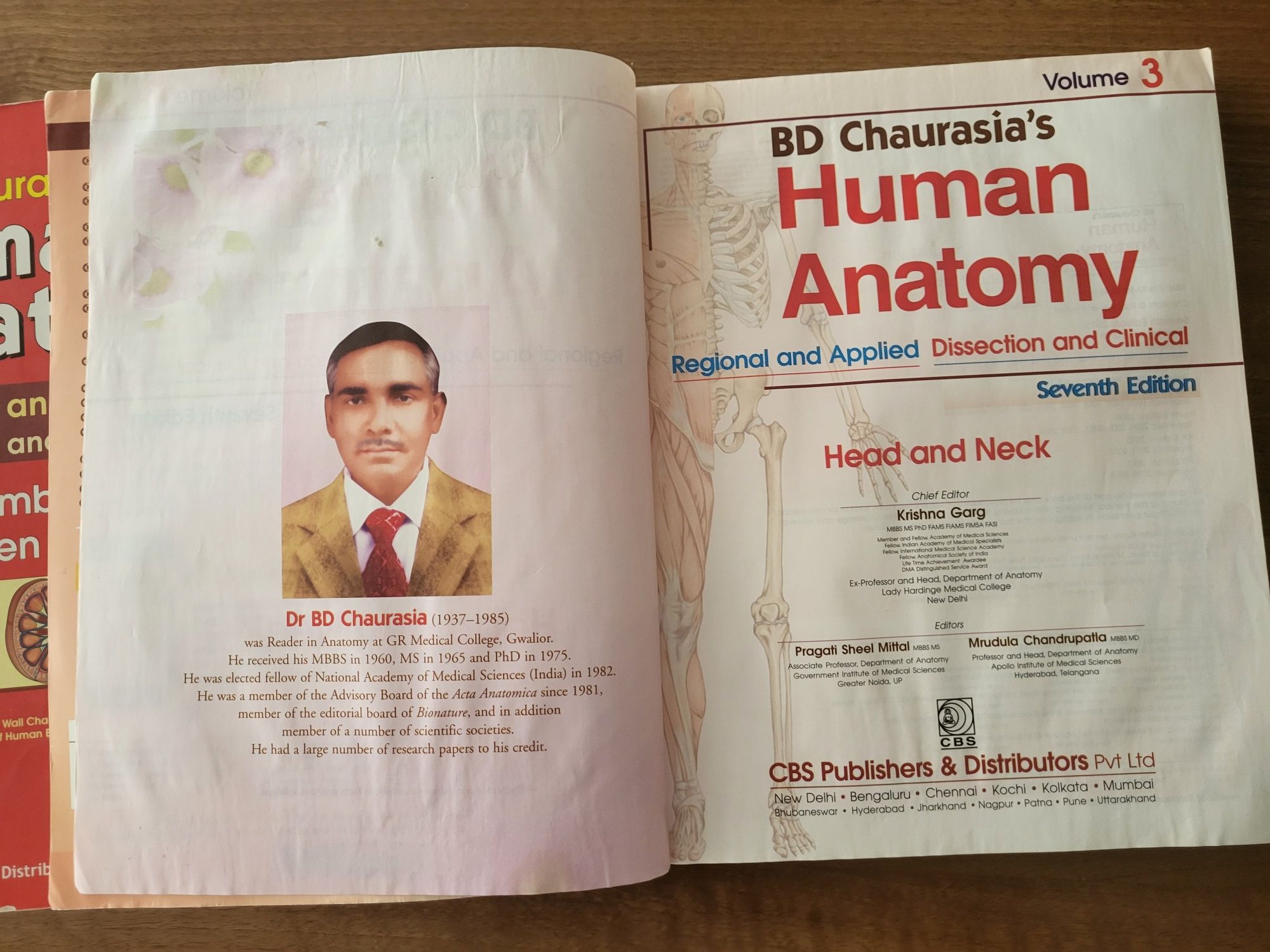 Анатомія людини (книга 1,2,3,4) Human Anatomy (volume 1,2,3,4) 
Анатом