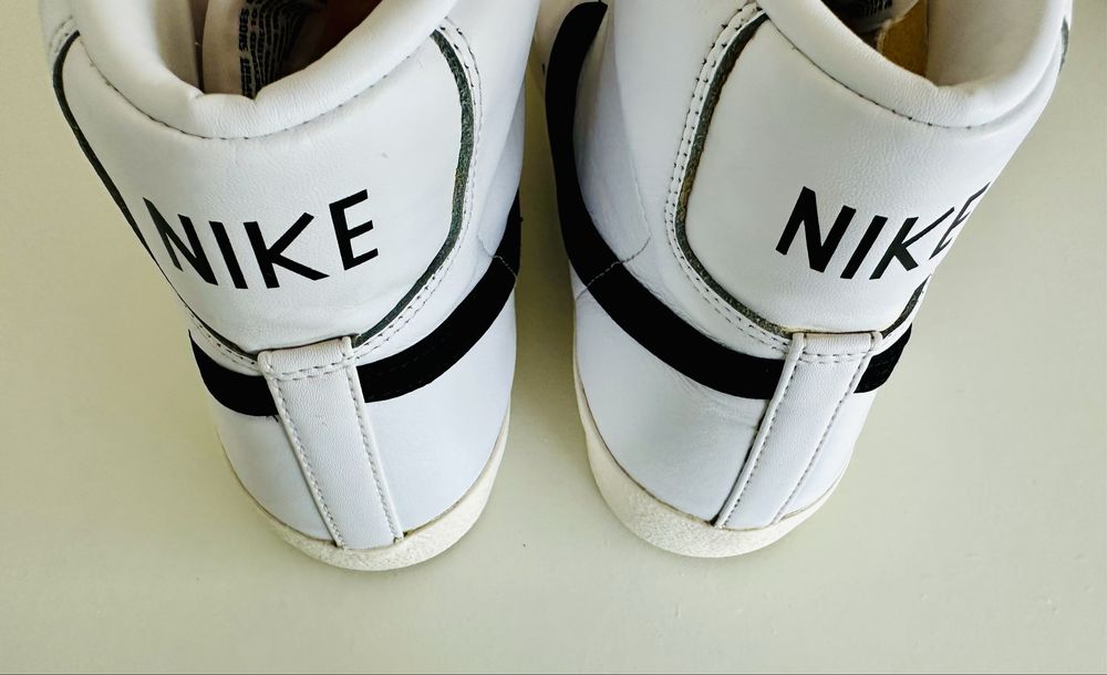 Sapatilhas brancas NIKE Blazer tamanho 44,5