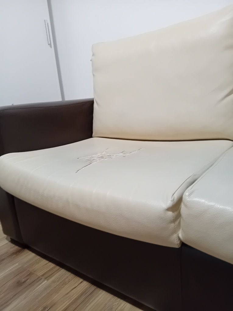 Sofá de 2 lugares