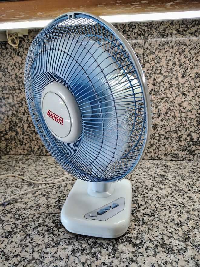 Ventoinha de mesa MAQUEL 38W (3 velocidades e rotativa)