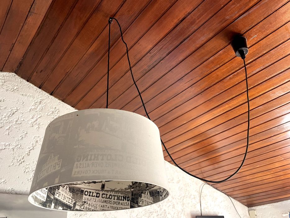 Candeeiro gato preto