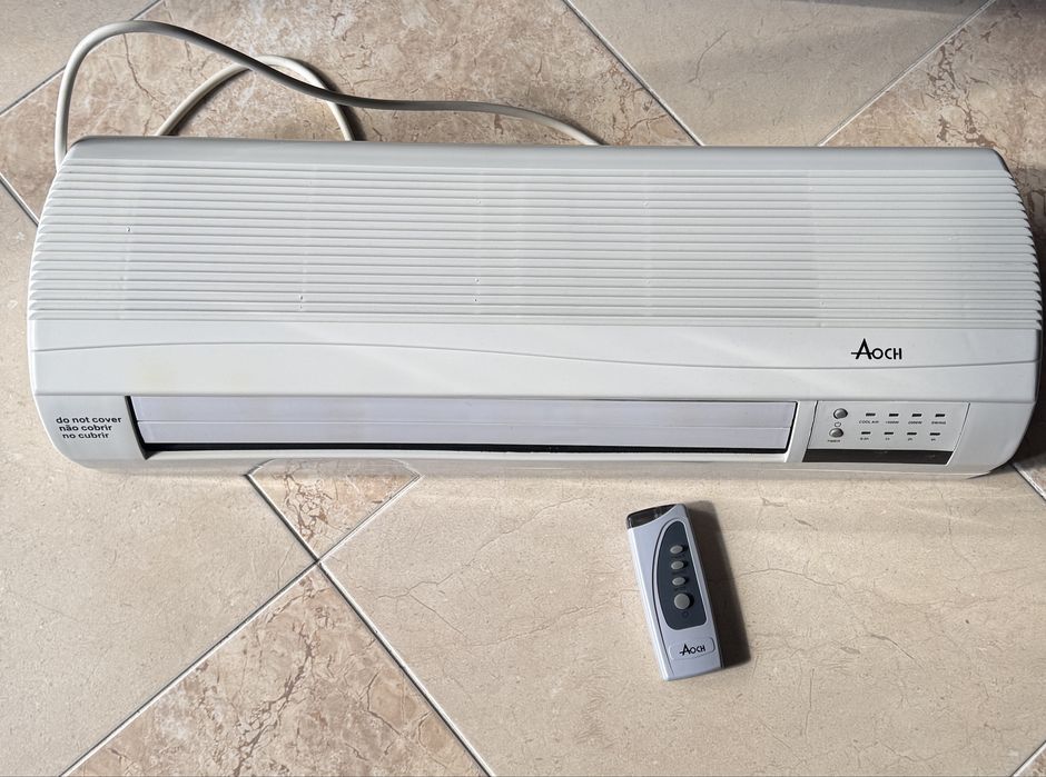 Termoventilador de parede com comando usado, bom estado e a funcionar