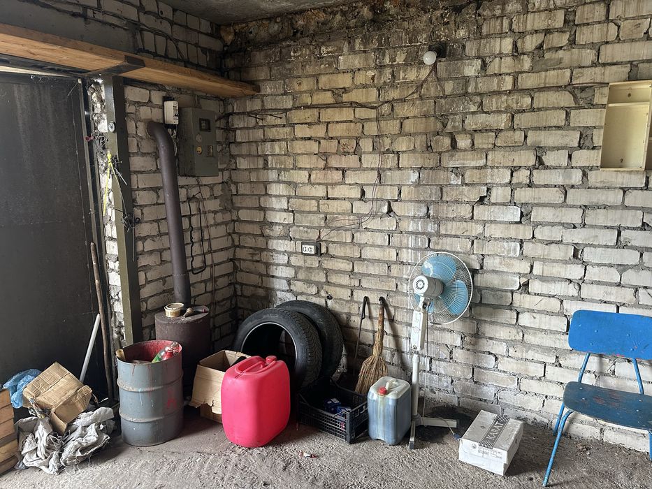 Продам       гараж