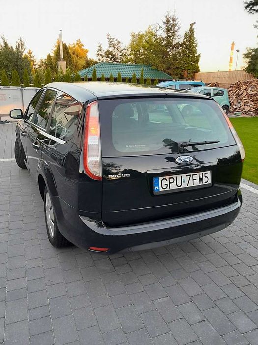 Ford Focus Lift  1,6 benzyna