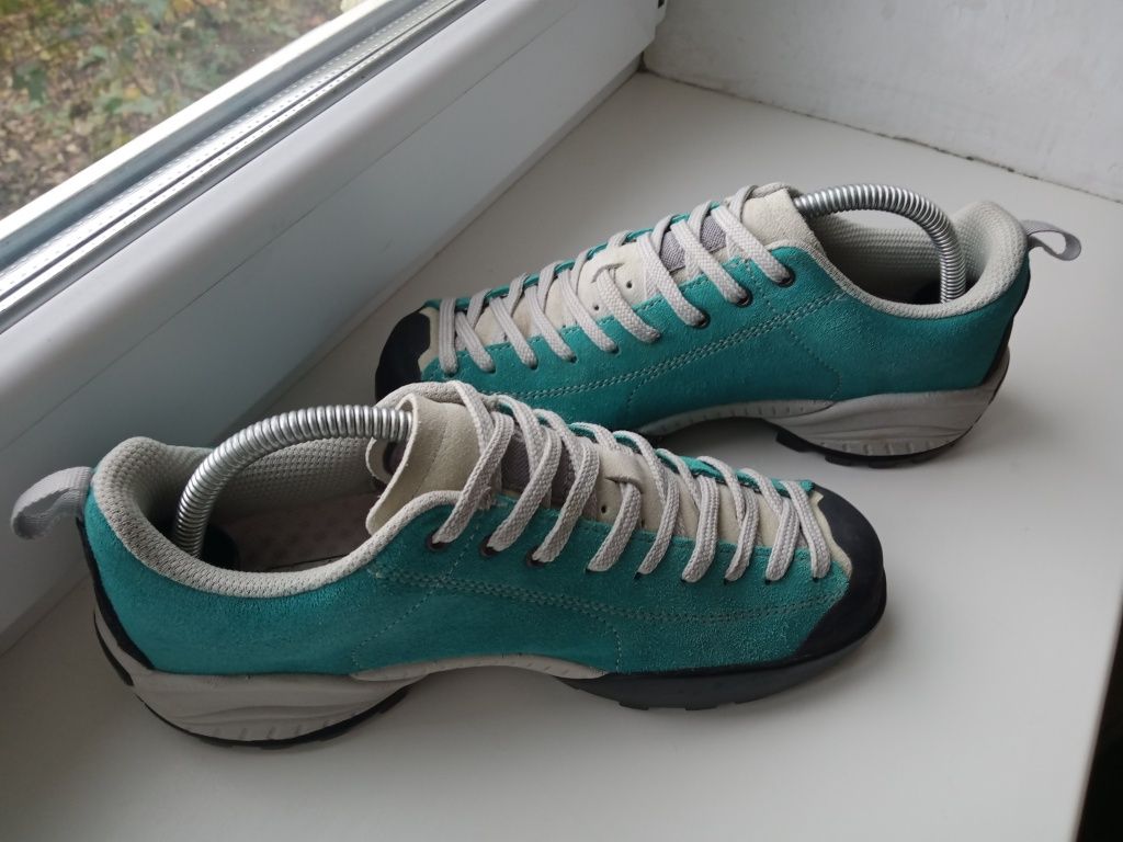 SCARPA Mojito трекінгові кросівки р.37. Vibram