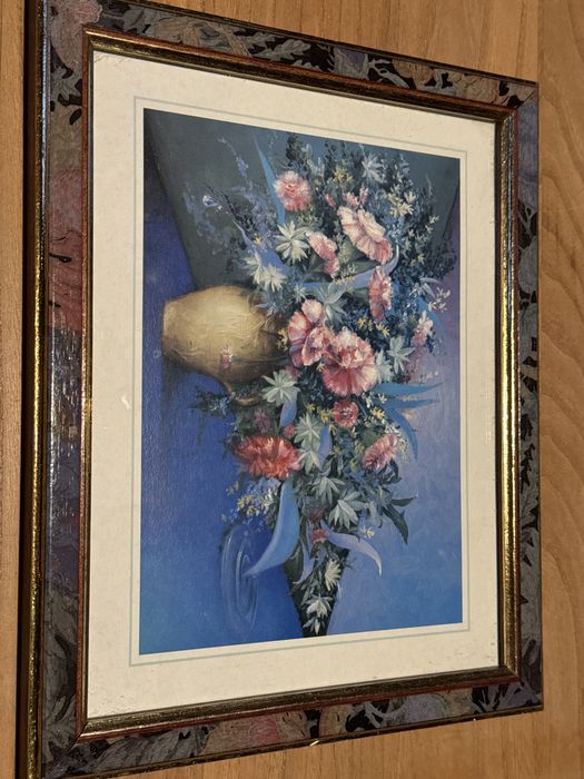 Martwa natura z kwiatami - obrazek w drewnianej ramce