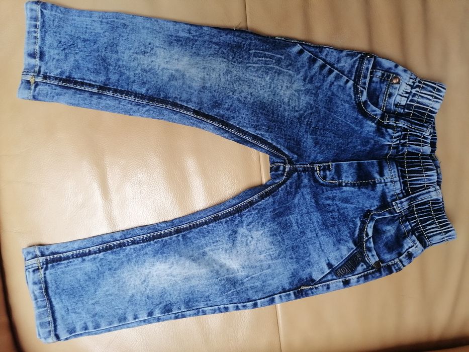 Spodnie jeansowe dziecięce 86