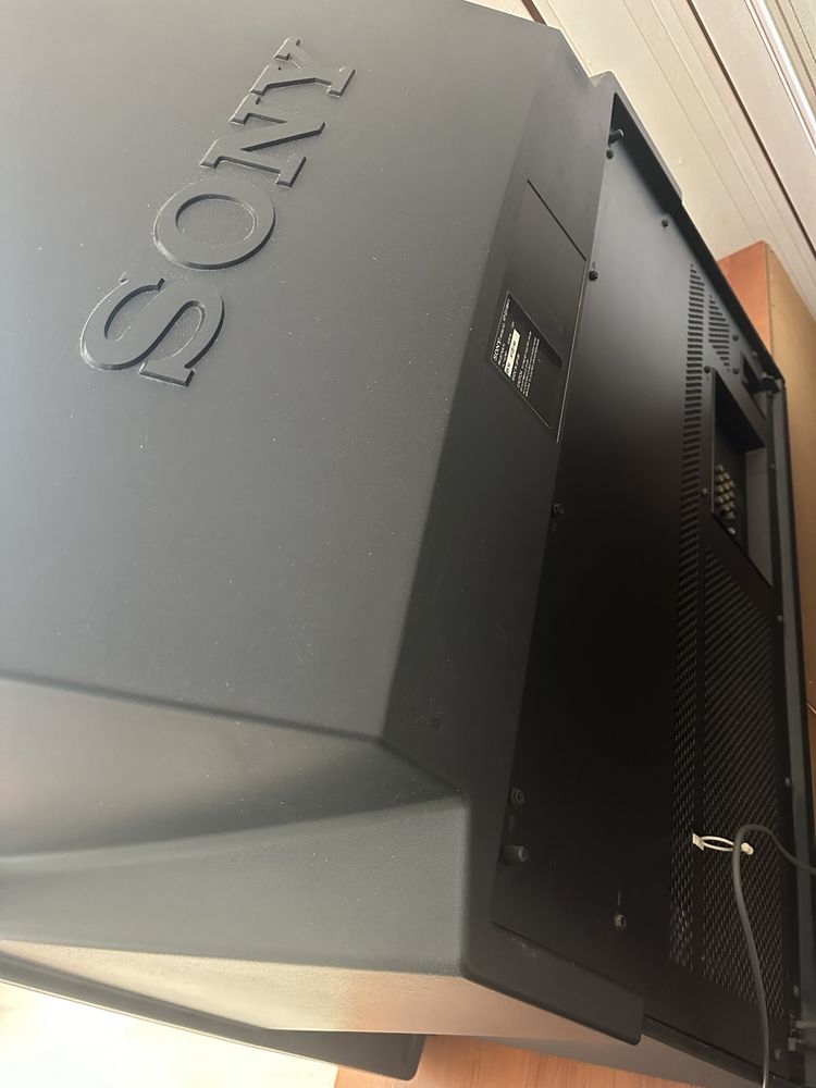 Проекционный телевизор Sony KP-E41 MH11