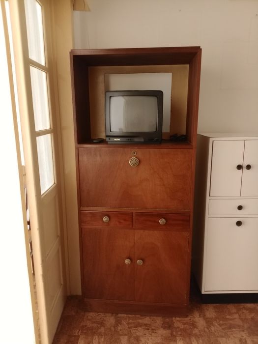 Móvel TV bar livreiro