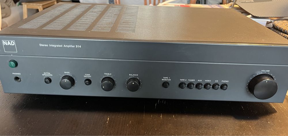 Amplificador Hi-fi NAD 314 Stero Integrated