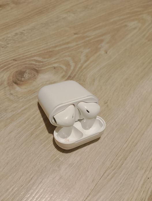 Airpods1 słuchawki