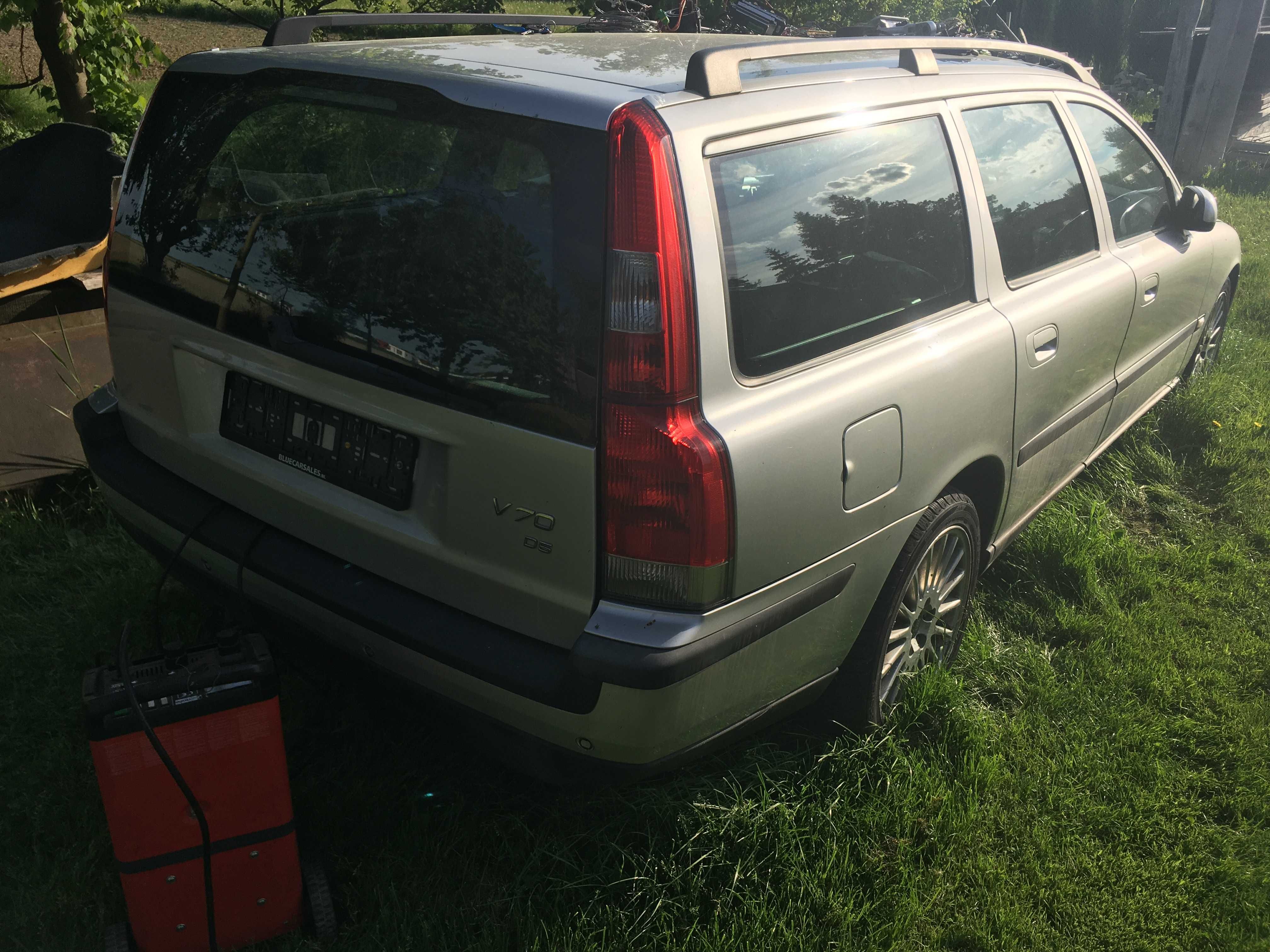 Volvo 2002 V70 2.4D D5 426-26