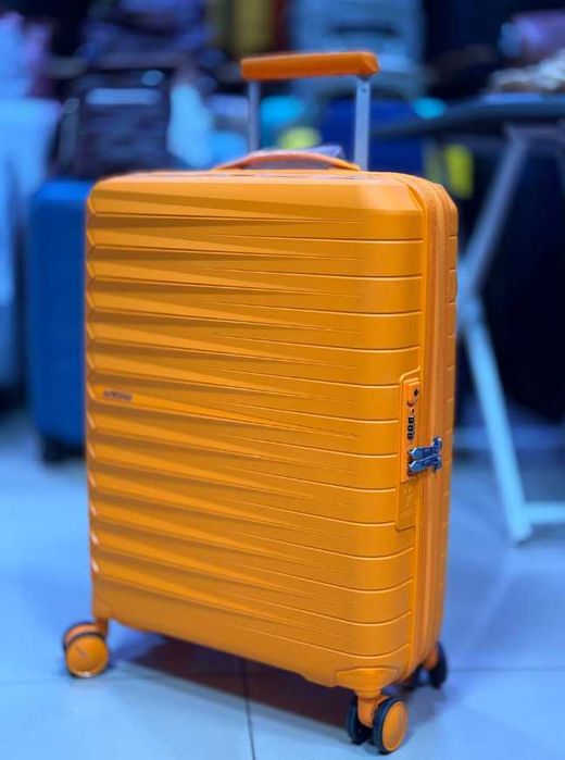 Валіза American Tourister FastForward ручна поклажа 55 х 40 х 20/23 см