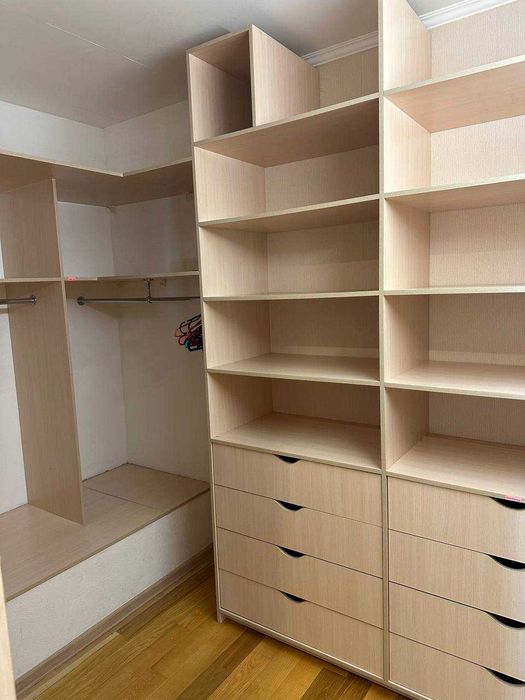 Сдам  на длительный срок 3 кв , м Научная