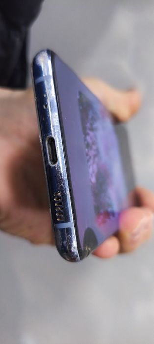 Ненужная вещь Samsung s20 plus