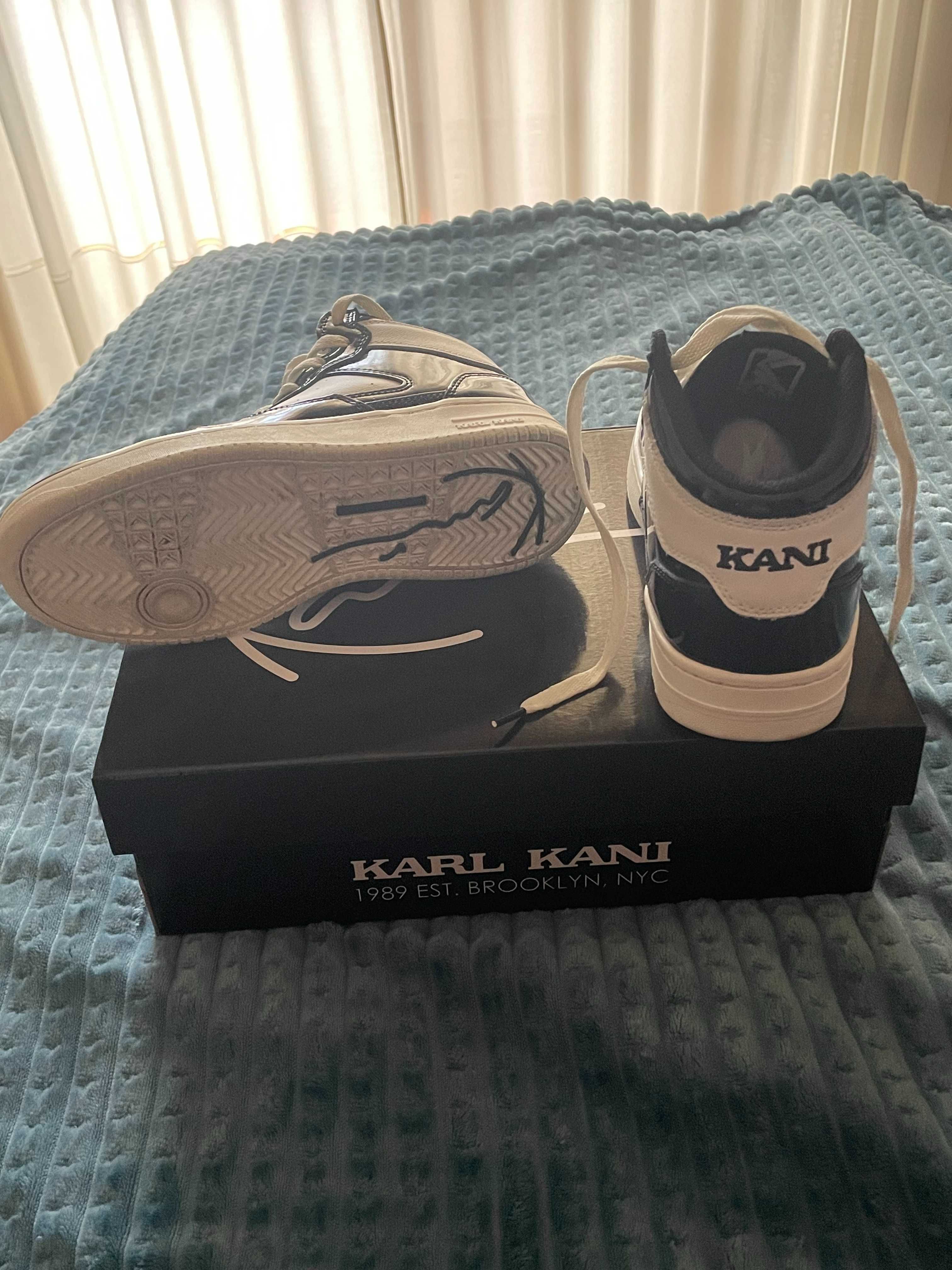 Tenis Karl Kani em bom estado
