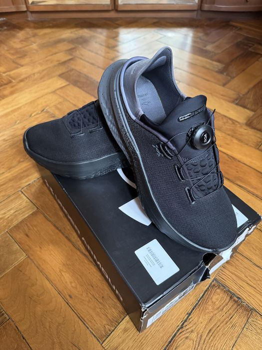 HOKA Armer оригінал! Розмір 43.(устілка 28 см)