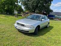 Audi A4 B5 sedan rok 2000