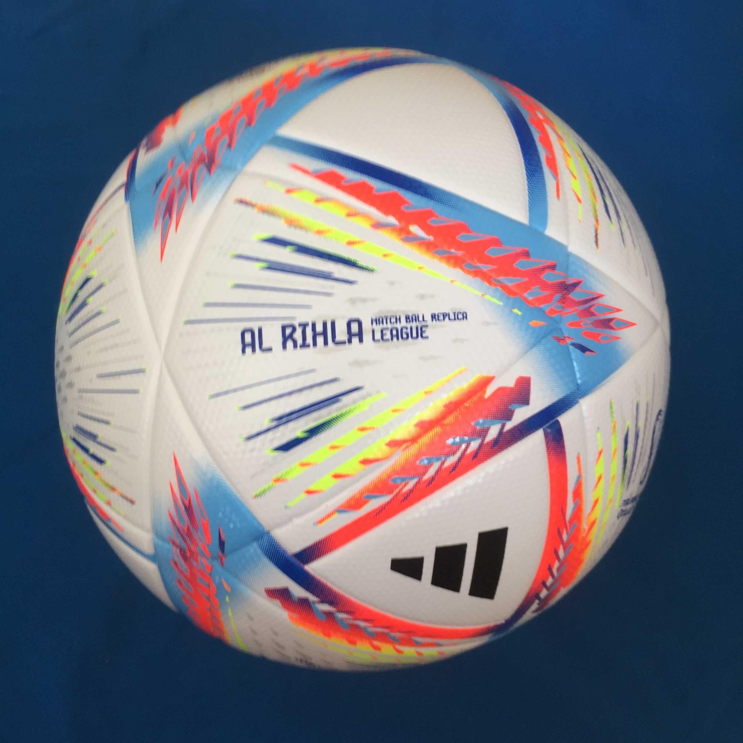 Мяч футбольный Adidas 2022 World Cup Al Rihla League BOX H57782