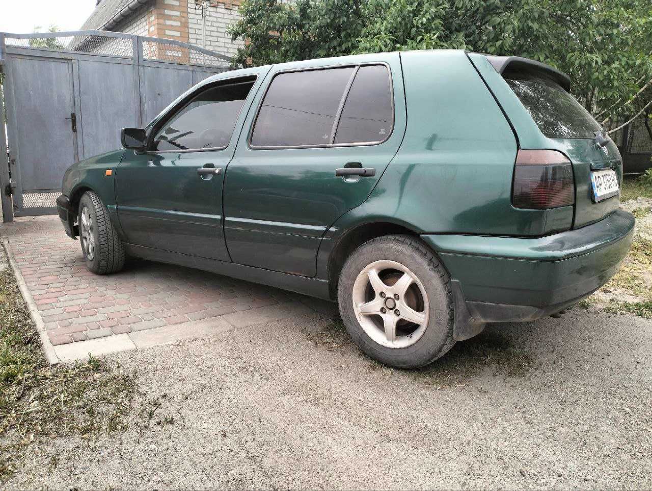 Продам Volkswagen 1996 г. 1.8 бензин