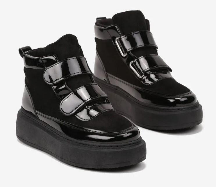 Buty damskie botki na platformie na rzepy r. 39 czarne lakierowane