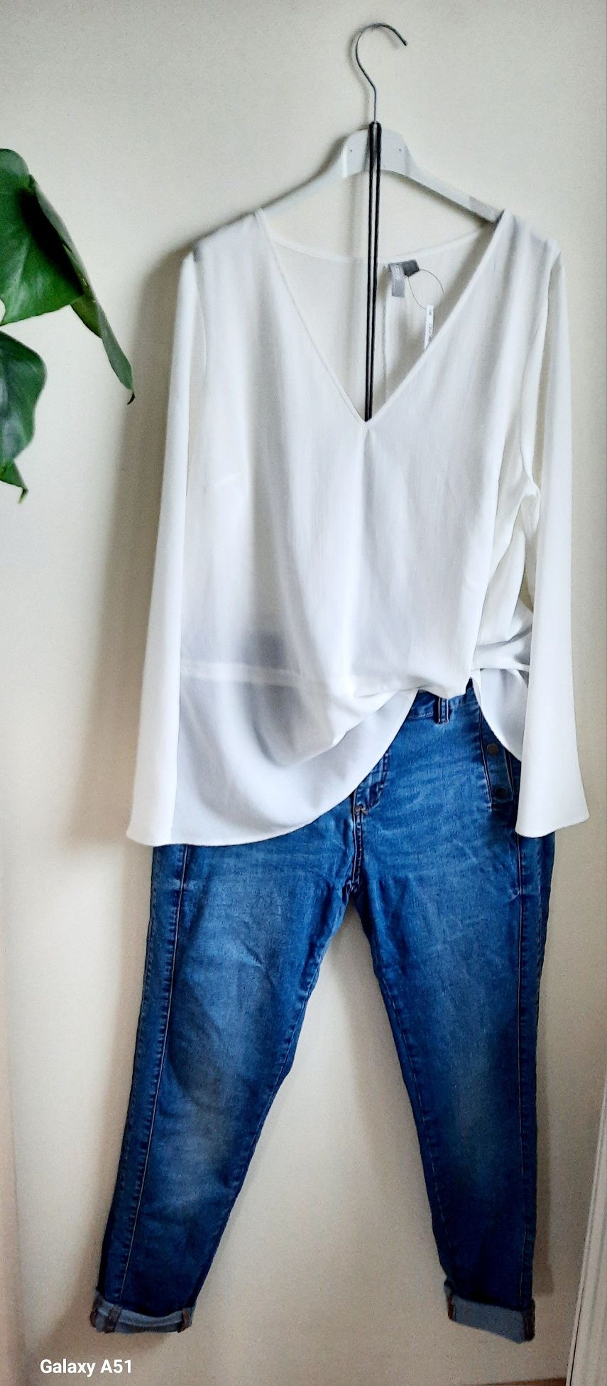 Biała bluzka lekko rozszerzana rękawy Asos Boho