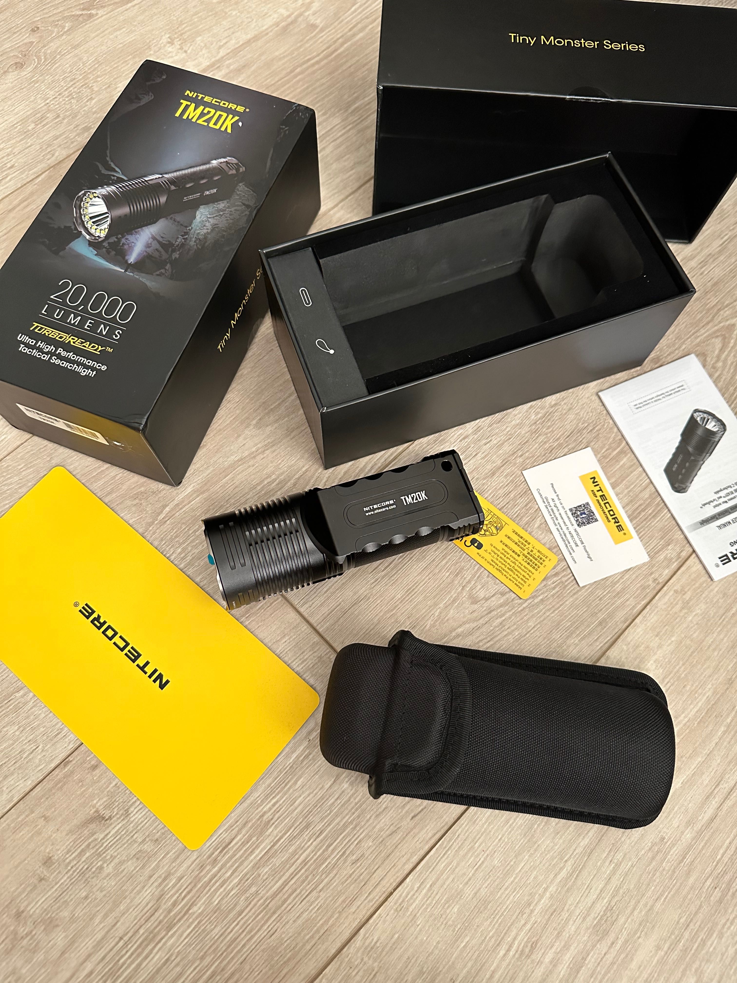 Nitecore TM20К/20000 люмен/Потужний перезаряджаємий ліхтар/