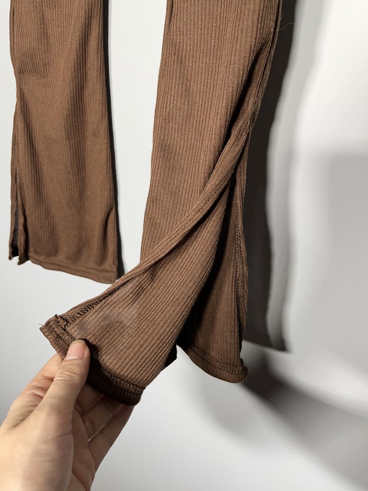 Nowe cienkie spodnie/getry Pretty little thing XS 34