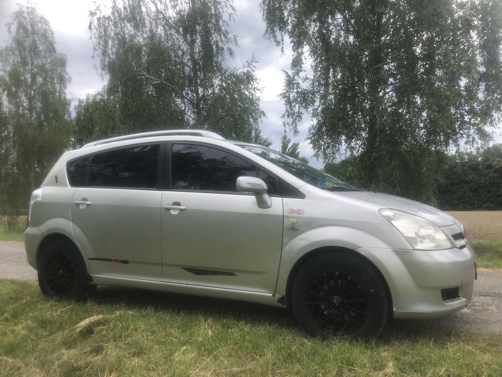 Toyota corolla verso 2.0 d4d 2005