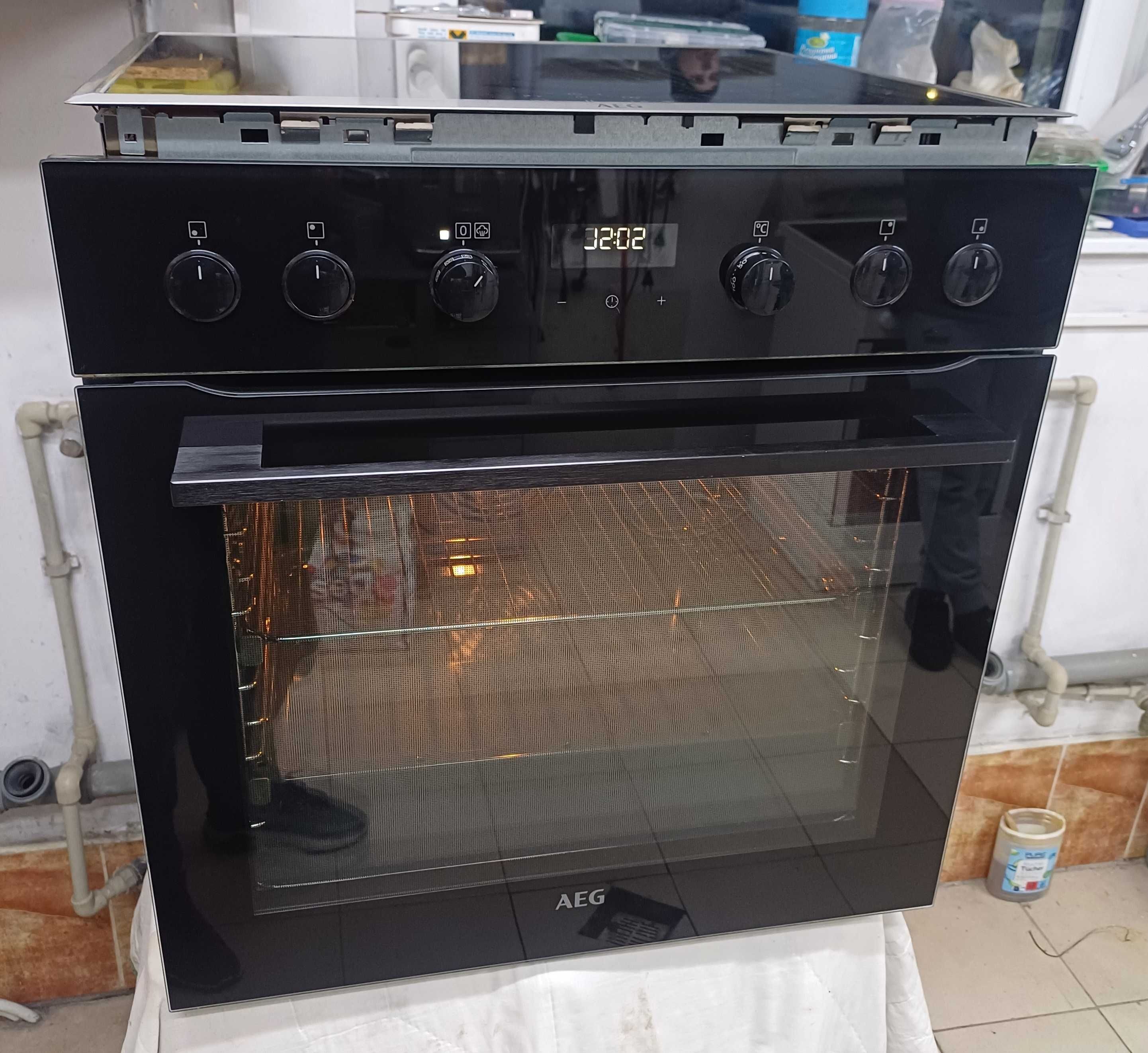 Вбудована духова шафа з індукційною плитою AEG ECS455020 Direct Steam