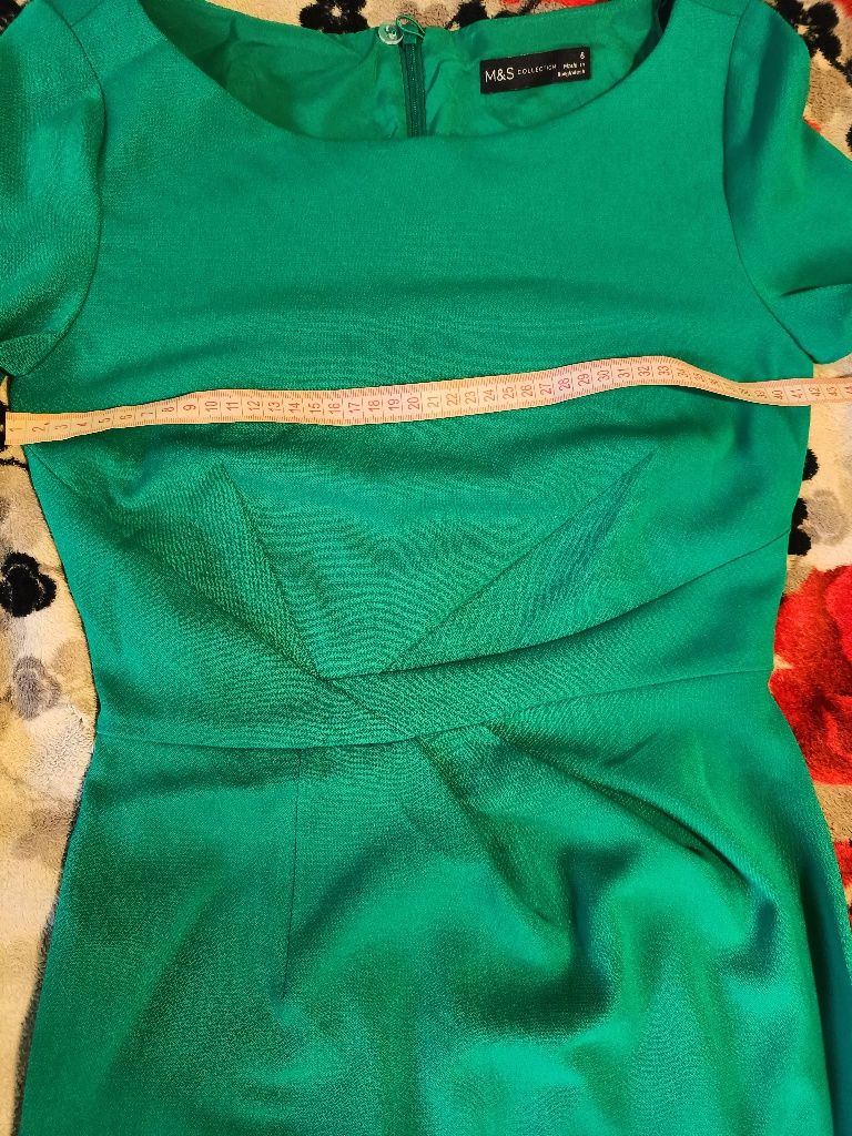 Продам зелену сукню xs-s