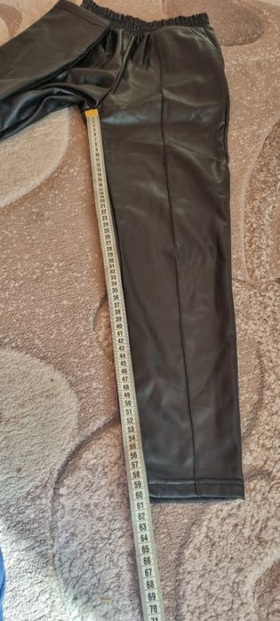 продам штани з еко шкіри дермантін 140 розмір