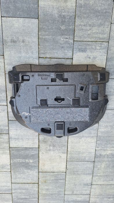 Toyota Corolla E21 HB 18-24 Styropian koła dojazdowego