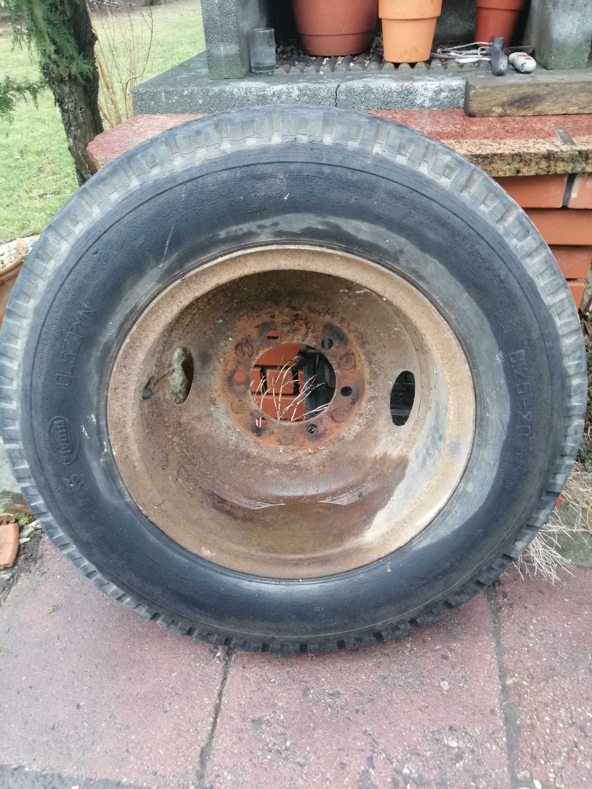 Koła do przyczepy rolniczej