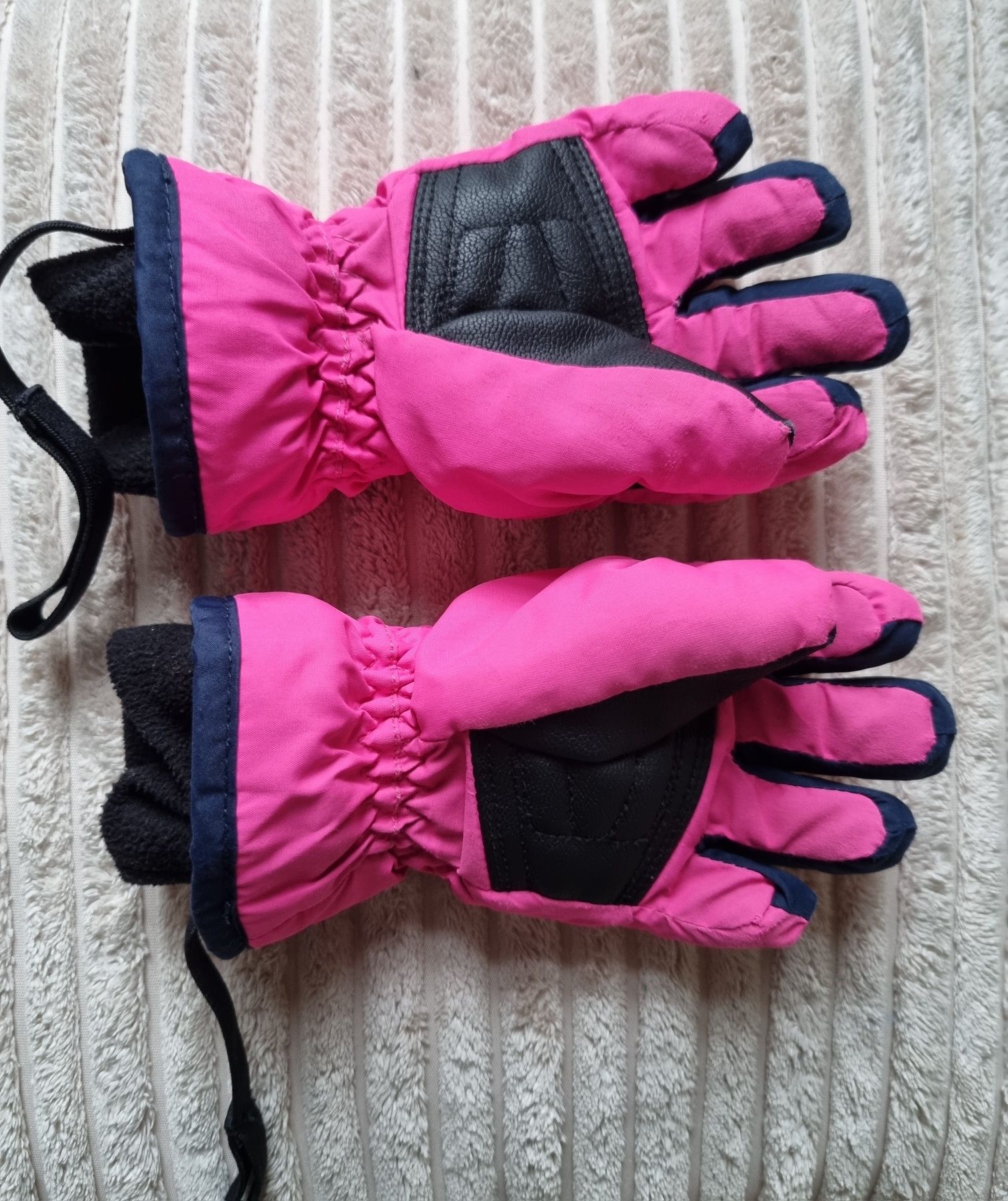 Rękawiczki Decathlon różowe 4-5 lat.