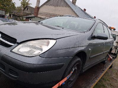 Zderzak przód citroen C5  2l, benzyna, 2001